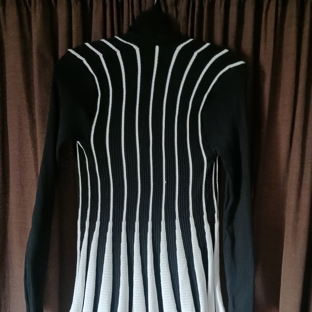 Cardigan - Picture 3 of 4